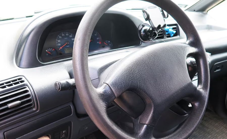 how to fix a peeling steering wheel
