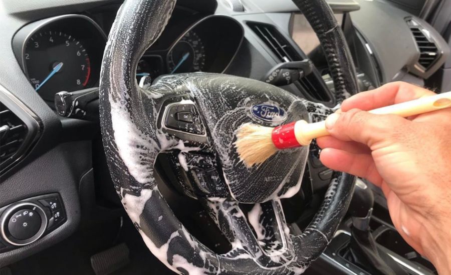 how to clean steering wheel cover
